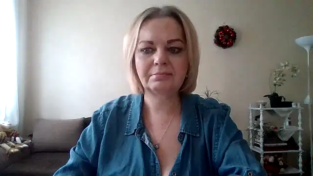 SofiyaPetrova online show from 02/05/25, 10:19