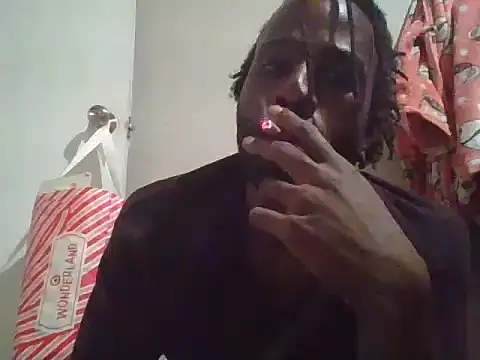Snapshot of razzynolight chatting on 12/05/25, 01:03 razzynolight online show from 12/05/25, 01:03