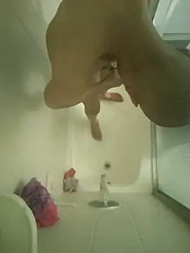 Snapshot of Sir-meltsclearrockzalot chatting on 11/08/25, 01:06 Sir-meltsclearrockzalot online show from 11/08/25, 01:06