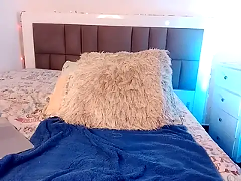 nicolaskan online show from 10/11/25, 04:27