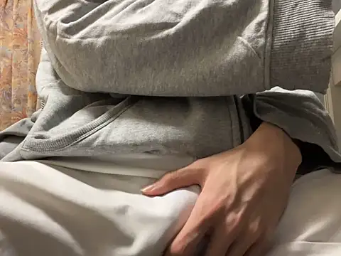 lkun9 online show from 12/04/24, 04:05