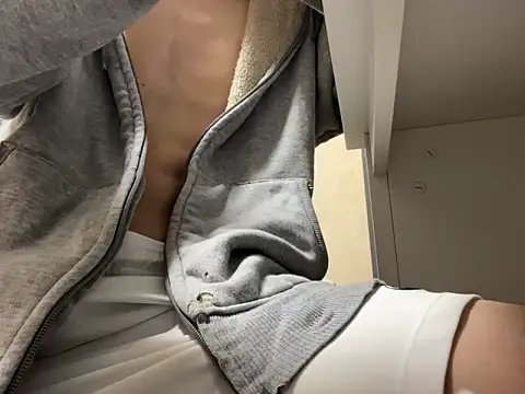 lkun9 online show from 12/20/24, 03:31