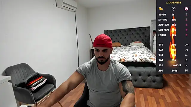 supermanboy94 online show from 09/29/25, 06:29