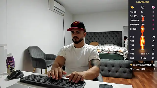 supermanboy94 online show from 10/09/25, 06:00