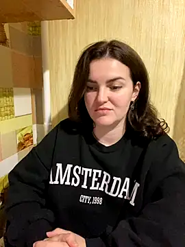 Karolina llove online show from 12/01/24, 09:37