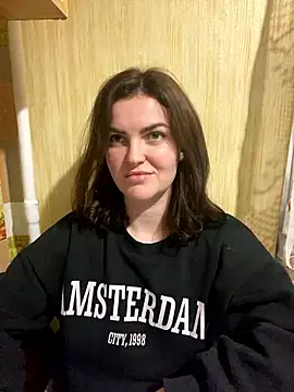 Karolina llove online show from 12/02/24, 07:38