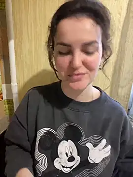 Karolina llove online show from 12/05/24, 12:11