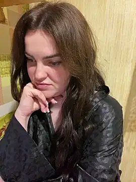 Karolina llove online show from 12/20/24, 02:27