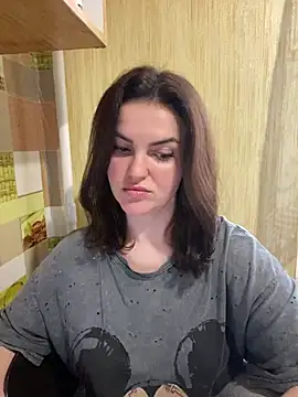 Karolina llove online show from 01/13/25, 01:06