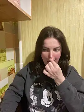 Karolina llove online show from 02/10/25, 04:36