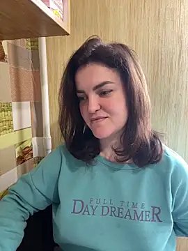 Karolina llove online show from 02/17/25, 11:34