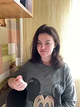 Karolina llove online show from 03/11/25, 09:13