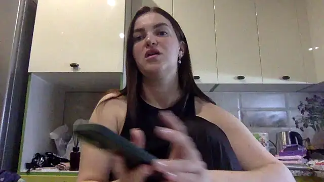 Karolina llove online show from 09/23/25, 06:22