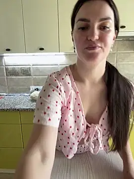 Karolina llove online show from 10/04/25, 10:13