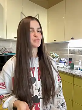 Karolina llove online show from 10/14/25, 01:12