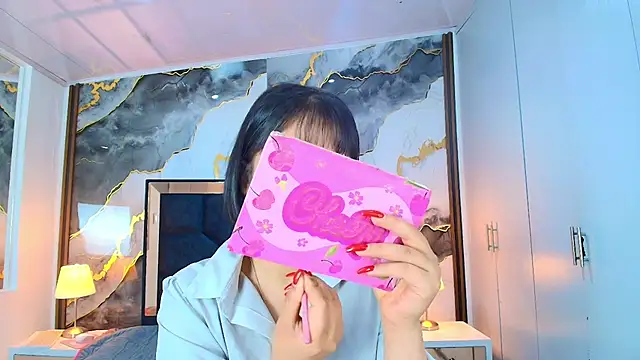 lina bedoya  online show from 07/09/26, 11:47
