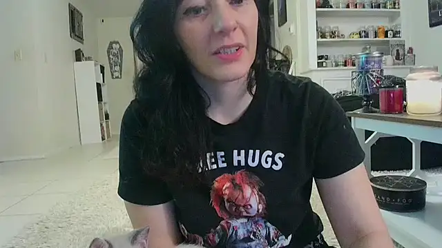 CrystalLakeXO online show from 10/28/25, 06:17