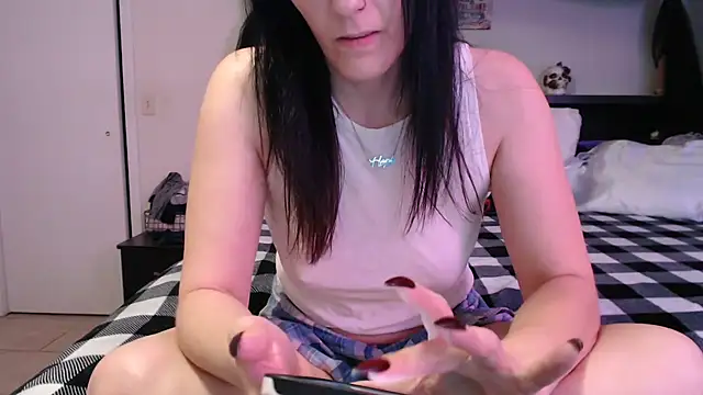 Snapshot of CrystalLakeXO chatting on 06/25/26, 05:12 CrystalLakeXO online show from 06/25/26, 05:12