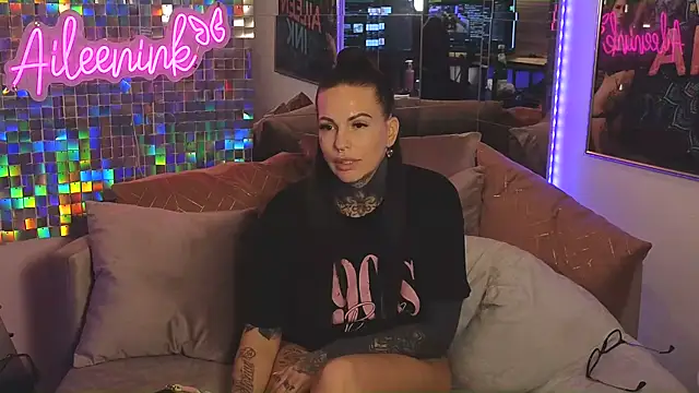 AileenInkOfficial online show from 02/09/25, 03:53