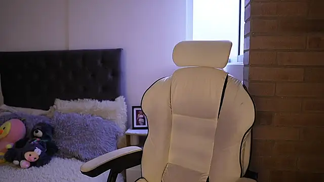 SaraParisi online show from 03/16/25, 10:53