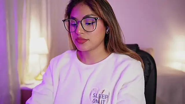 SaraParisi online show from 09/30/25, 11:21