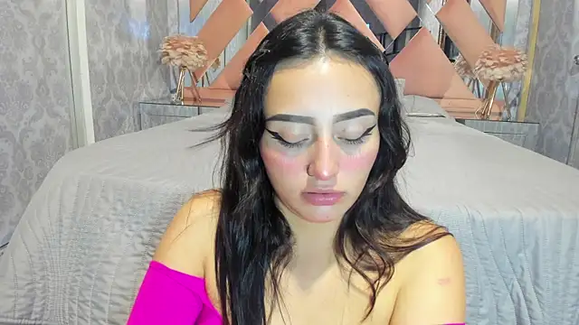Lesly sexy4u online show from 05/20/26, 04:07