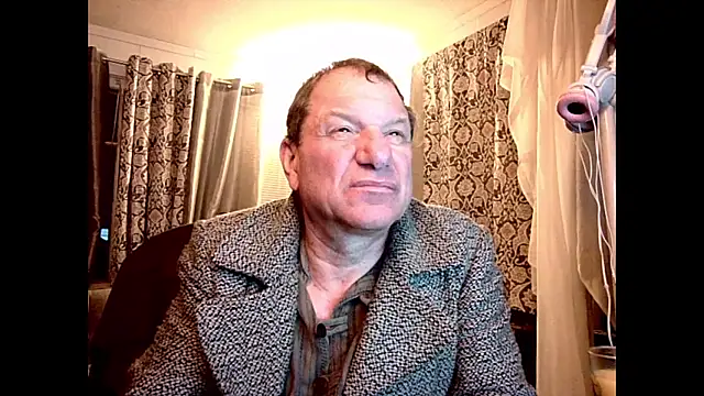 coryassman online show from 01/23/25, 09:39