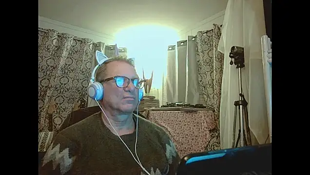 Snapshot of coryassman chatting on 04/23/26, 07:52 coryassman online show from 04/23/26, 07:52