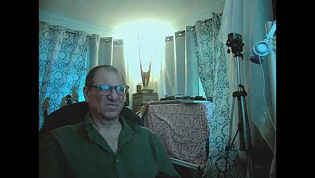 Snapshot of coryassman chatting on 05/30/26, 01:14 coryassman online show from 05/30/26, 01:14