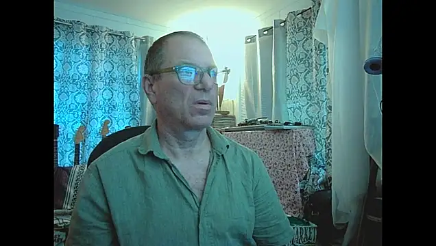 Snapshot of coryassman chatting on 06/04/26, 01:22 coryassman online show from 06/04/26, 01:22