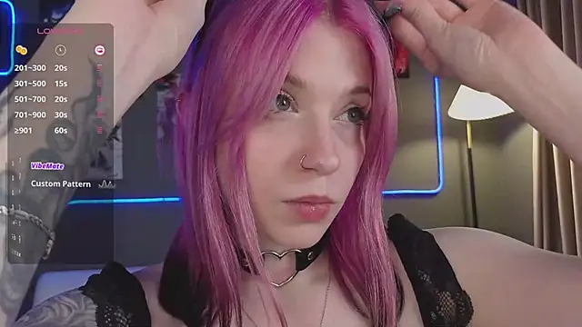 arielabradberry online show from 06/15/26, 02:30