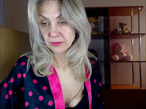 Tanya6547 online show from 03/03/25, 08:16