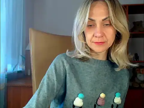 Tanya6547 online show from 11/12/25, 11:21