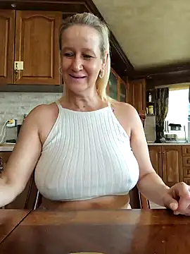 Lotus-blume1 online show from 11/10/25, 10:36