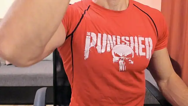 HotHunkTrainer online show from 11/25/25, 08:25