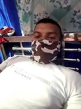 model yesx online show from 11/21/25, 05:11