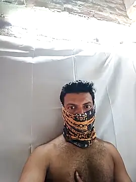 model yesx online show from 04/01/26, 10:16