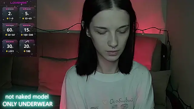 Snapshot of Miya_Dream_UKR chatting on 12/22/24, 08:58 Miya Dream UKR online show from 12/22/24, 08:58