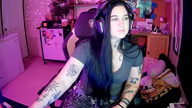 ferocityflame online show from 11/10/25, 02:54