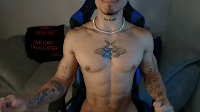 Snapshot of Thomas_Fit1 chatting on 07/11/26, 12:19 Thomas Fit1 online show from 07/11/26, 12:19