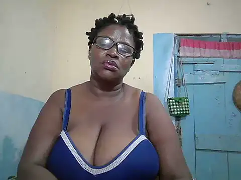 Snapshot of sexy_bigboobss chatting on 07/13/26, 08:55 sexy bigboobss online show from 07/13/26, 08:55