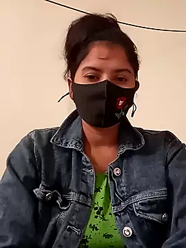 Snapshot of Cute_Nipa chatting on 12/22/24, 03:55 Cute Nipa online show from 12/22/24, 03:55