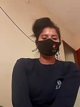 Snapshot of Cute_Nipa chatting on 01/18/25, 02:47 Cute Nipa online show from 01/18/25, 02:47