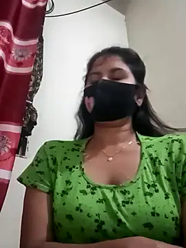 Snapshot of Cute_Nipa chatting on 01/19/25, 06:10 Cute Nipa online show from 01/19/25, 06:10