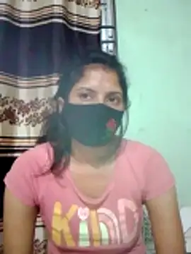 Snapshot of Cute_Nipa chatting on 11/01/25, 01:13 Cute Nipa online show from 11/01/25, 01:13