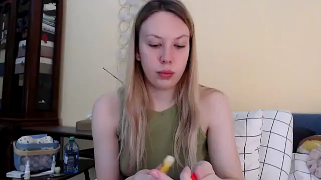 Scarlettford online show from 02/20/25, 04:03