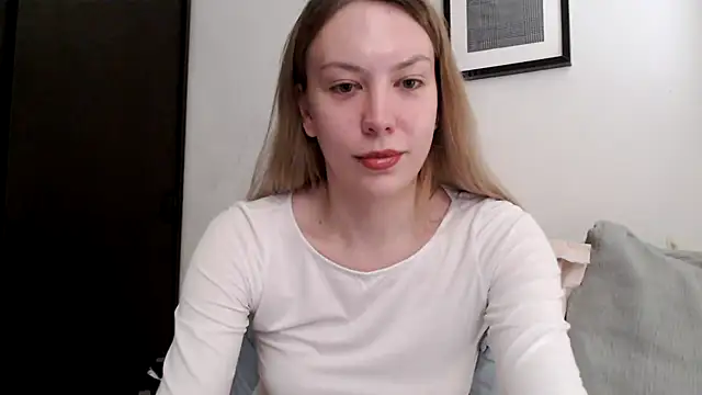 Snapshot of Scarlettford chatting on 10/23/25, 04:39 Scarlettford online show from 10/23/25, 04:39