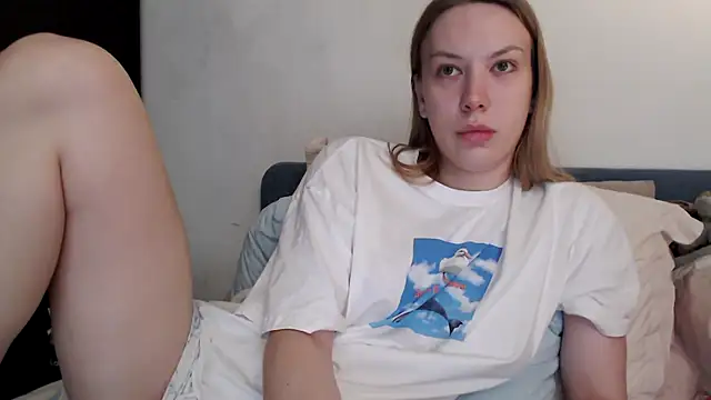 Snapshot of Scarlettford chatting on 10/29/25, 03:03 Scarlettford online show from 10/29/25, 03:03