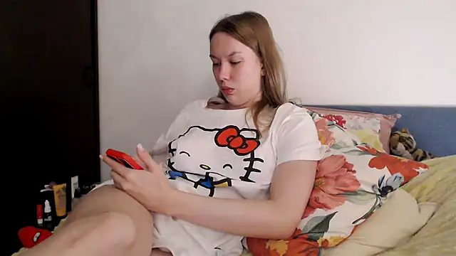 Snapshot of Scarlettford chatting on 12/18/25, 05:08 Scarlettford online show from 12/18/25, 05:08