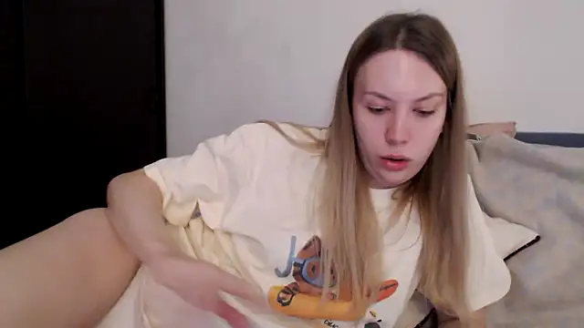 Snapshot of Scarlettford chatting on 01/14/26, 01:06 Scarlettford online show from 01/14/26, 01:06